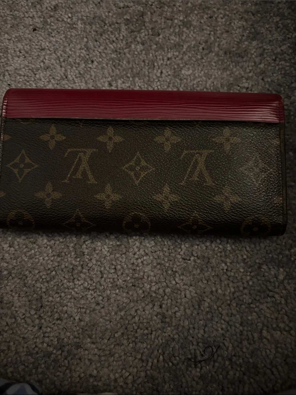 Louis Vuitton Monogram Wallet with Fuchsia Leather Flap - Picture 2 of 9